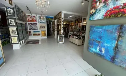 Prédio para Venda em Florianópolis, Centro, 2 dormitórios, 2 banheiros, 2 vagas