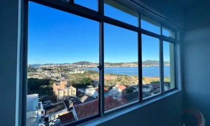 Apartamento para Venda em Florianópolis, Coqueiros, 3 dormitórios, 1 suíte, 2 banheiros, 1 vaga