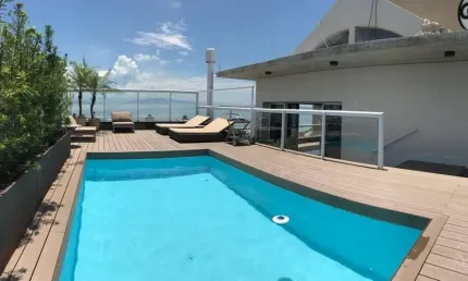 Cobertura para Venda em Florianópolis, Centro, 4 dormitórios, 4 suítes, 5 banheiros, 4 vagas