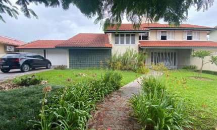 Casa para Venda em Florianópolis, Córrego Grande, 4 dormitórios, 1 suíte, 2 banheiros, 4 vagas