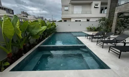 Casa para Venda em Florianópolis, Jurerê Internacional, 5 dormitórios, 5 suítes, 7 banheiros, 3 vagas