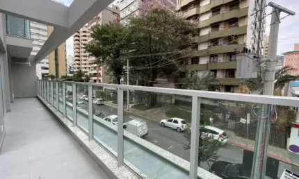 Apartamento para Venda em Florianópolis, Centro, 3 dormitórios, 1 suíte, 2 banheiros, 2 vagas