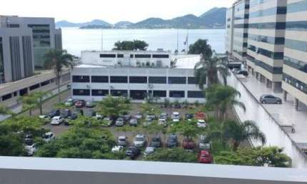 Apartamento para Venda em Florianópolis, Agronômica, 3 dormitórios, 1 suíte, 2 banheiros, 2 vagas