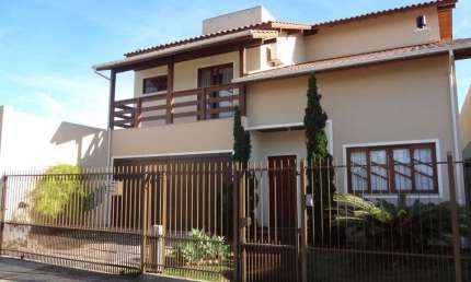 Casa para Venda em Florianópolis, Carianos, 4 dormitórios, 1 suíte, 3 banheiros, 2 vagas