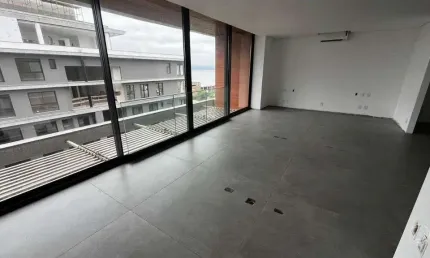 Apartamento para Venda em Florianópolis, Jurerê, 4 dormitórios, 4 suítes, 5 banheiros, 4 vagas