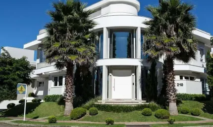 Casa para Venda em Florianópolis, Jurerê Internacional, 5 dormitórios, 4 suítes, 6 banheiros, 4 vagas