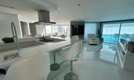 Apartamento para venda em florianópolis, agronômica, 3 dormitórios, 3 suítes, 4 banheiros, 4 vagas