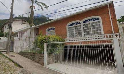 Casa para Venda em Florianópolis, Trindade, 5 dormitórios, 3 suítes, 4 banheiros, 2 vagas