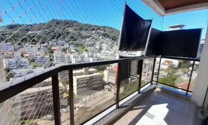 Apartamento para Venda em Florianópolis, Centro, 3 dormitórios, 1 suíte, 2 banheiros, 1 vaga