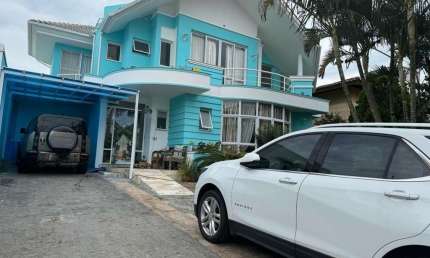 Casa para Venda em Florianópolis, Jurerê, 3 dormitórios, 3 suítes, 5 banheiros, 2 vagas