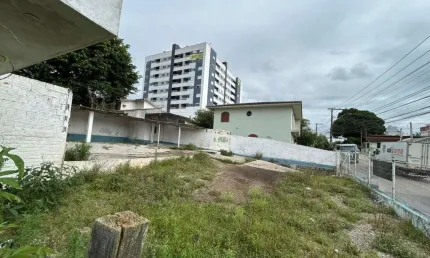 Terreno à venda na Rua Waldemar Ouriques, Capoeiras, Florianópolis