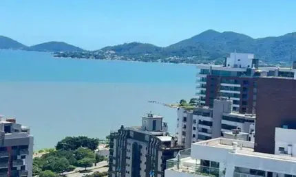 Apartamento para Venda em Florianópolis, Agronômica, 2 dormitórios, 1 suíte, 3 banheiros, 2 vagas