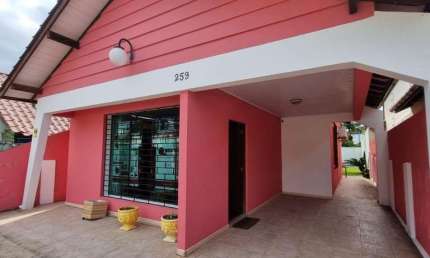 Casa para Venda em Florianópolis, Balneário, 2 dormitórios, 2 banheiros, 3 vagas