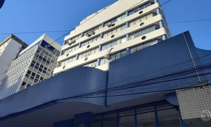 Sala Comercial para Venda em Florianópolis, Centro, 1 banheiro, 1 vaga