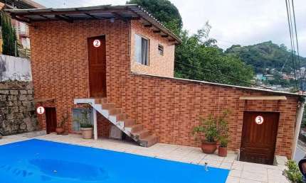 Casa para Venda em Florianópolis, Centro, 3 dormitórios, 1 banheiro, 1 vaga
