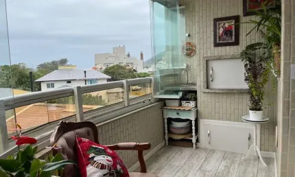 Apartamento para venda em florianópolis, pântano do sul, 2 dormitórios, 1 suíte, 2 banheiros, 1 vaga