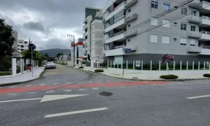 Apartamento para Venda em Florianópolis, Trindade, 2 dormitórios, 1 suíte, 2 banheiros, 1 vaga