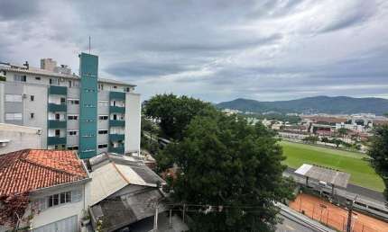 Apartamento para Venda em Florianópolis, Trindade, 3 dormitórios, 1 suíte, 2 banheiros, 1 vaga