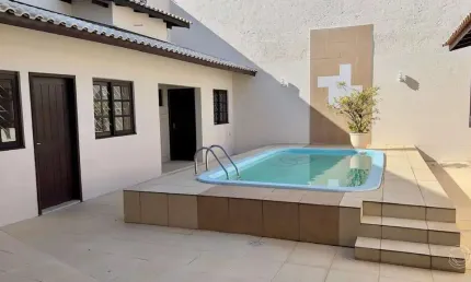 Casa para Venda em Florianópolis, Itacorubi, 3 dormitórios, 1 suíte, 4 banheiros, 3 vagas