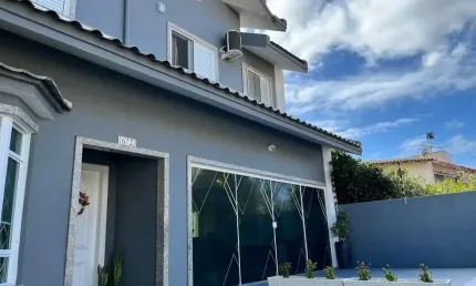 Casa para Venda em Florianópolis, Canto, 4 dormitórios, 1 suíte, 3 banheiros, 2 vagas