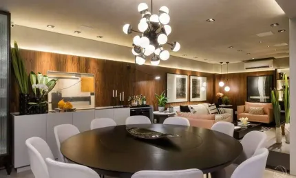 Apartamento para Venda em Florianópolis, Centro, 3 dormitórios, 3 suítes, 4 banheiros, 3 vagas