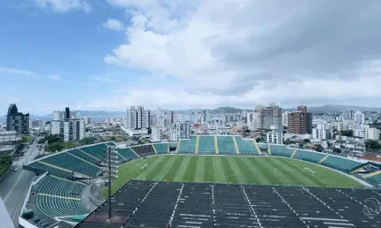 Apartamento para Venda em Florianópolis, Canto, 3 dormitórios, 2 suítes, 3 banheiros, 2 vagas