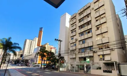 Apartamento para venda em florianópolis, centro, 2 dormitórios, 1 banheiro, 1 vaga