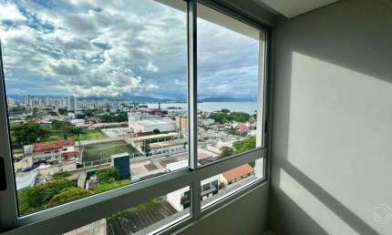 Apartamento para Venda em Florianópolis, Estreito, 2 dormitórios, 2 suítes, 3 banheiros, 1 vaga