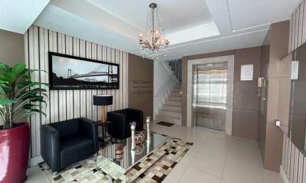 Apartamento para Venda em Florianópolis, Jurerê, 3 dormitórios, 1 suíte, 2 banheiros, 2 vagas