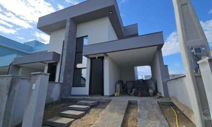 Casa para Venda em Florianópolis, Carianos, 3 dormitórios, 1 suíte, 2 banheiros, 1 vaga
