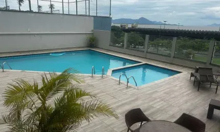 Apartamento para Venda em Florianópolis, Centro, 2 dormitórios, 2 suítes, 2 banheiros, 1 vaga