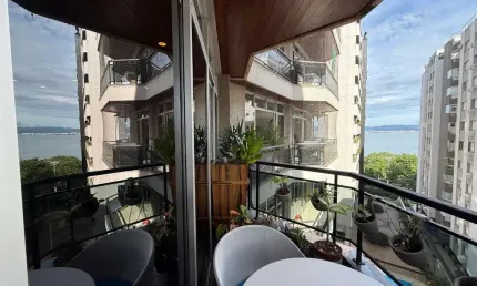 Apartamento para Venda em Florianópolis, Agronômica, 3 dormitórios, 2 suítes, 4 banheiros, 2 vagas