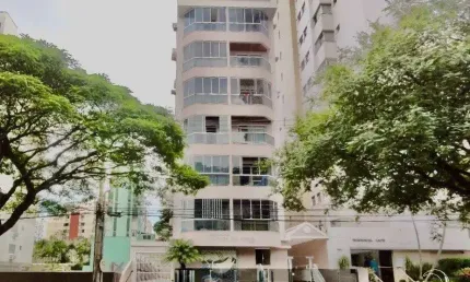 Apartamento para Venda em Florianópolis, Centro, 3 dormitórios, 1 suíte, 2 banheiros, 1 vaga