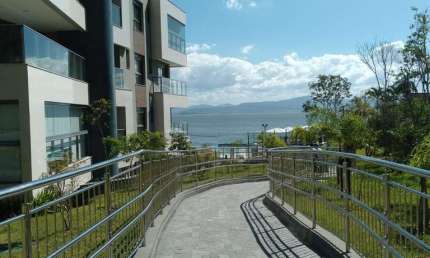 Apartamento para Venda em Florianópolis, Cacupé, 3 dormitórios, 3 suítes, 4 banheiros, 3 vagas