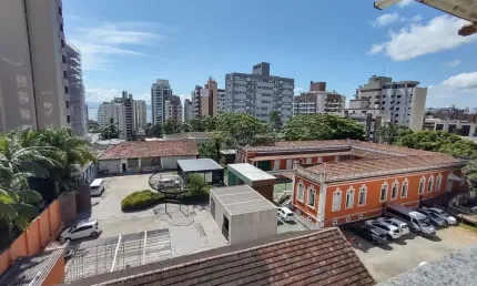 Apartamento para Venda em Florianópolis, Centro, 4 dormitórios, 1 suíte, 4 banheiros, 2 vagas