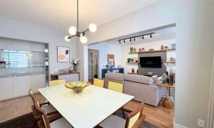 Apartamento para Venda em Florianópolis, Centro, 3 dormitórios, 1 suíte, 3 banheiros, 2 vagas