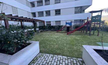 Apartamento para Venda em Florianópolis, Cacupé, 2 dormitórios, 1 suíte, 1 banheiro, 1 vaga