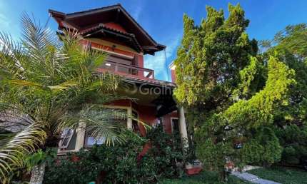 Casa para Venda em Florianópolis, Jurerê Internacional, 3 dormitórios, 1 suíte, 3 banheiros, 2 vagas