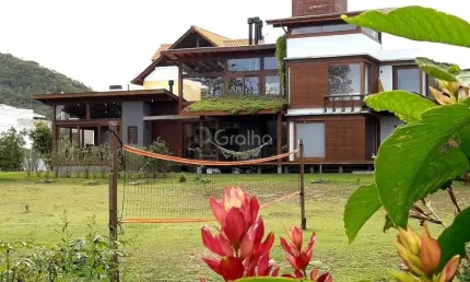 Casa para Venda em Florianópolis, Rio Tavares, 3 dormitórios, 1 suíte, 4 banheiros, 2 vagas