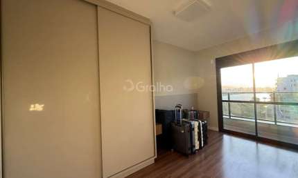 Apartamento para Venda em Florianópolis, Centro, 2 dormitórios, 1 suíte, 2 banheiros, 2 vagas