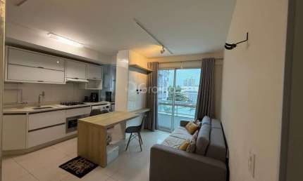 Apartamento para Venda em Florianópolis, Coqueiros, 2 dormitórios, 1 suíte, 2 banheiros, 2 vagas