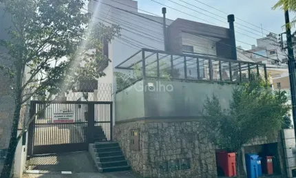 Casa para Venda em Florianópolis, Córrego Grande, 3 dormitórios, 3 suítes, 4 banheiros, 2 vagas