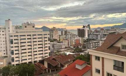 Apartamento para Venda em Florianópolis, Coqueiros, 3 dormitórios, 3 suítes, 4 banheiros, 2 vagas