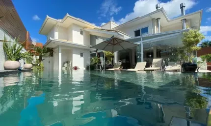 Casa para venda em florianópolis, jurerê, 5 dormitórios, 4 suítes, 7 banheiros, 3 vagas