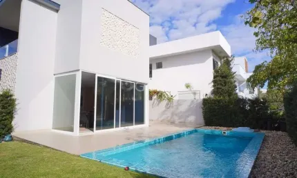 Casa para Venda em Florianópolis, Jurerê, 4 dormitórios, 4 suítes, 5 banheiros, 2 vagas