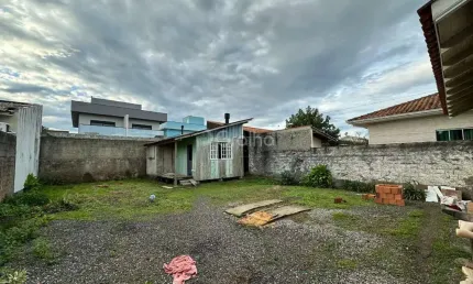 Terreno à venda na Rua Raimundo Starosky, 833, Carianos, Florianópolis