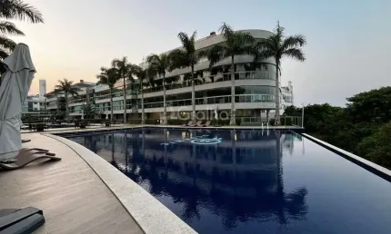 Apartamento para Venda em Florianópolis, Centro, 2 dormitórios, 1 suíte, 2 banheiros, 2 vagas