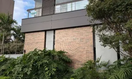 Apartamento para Venda em Florianópolis, Jurerê Internacional, 3 dormitórios, 3 suítes, 4 banheiros, 3 vagas