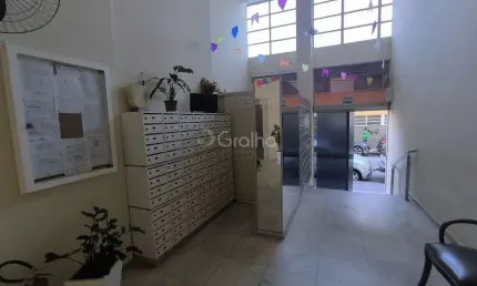 Apartamento para Venda em Florianópolis, Centro, 3 dormitórios, 2 banheiros, 1 vaga