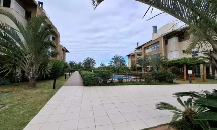 Apartamento para Venda em Florianópolis, Campeche, 3 dormitórios, 1 suíte, 2 banheiros, 2 vagas